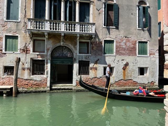 البندقية San Marco Apartment With Canal View المظهر الخارجي الصورة